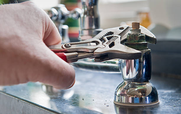 Best Water damage restoration specialists  in Girard, IL